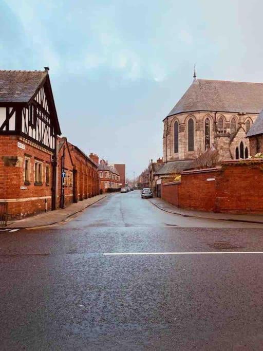 Vila Luxury City Centre Townhouse - Sleeps 6 Chester Exteriér fotografie